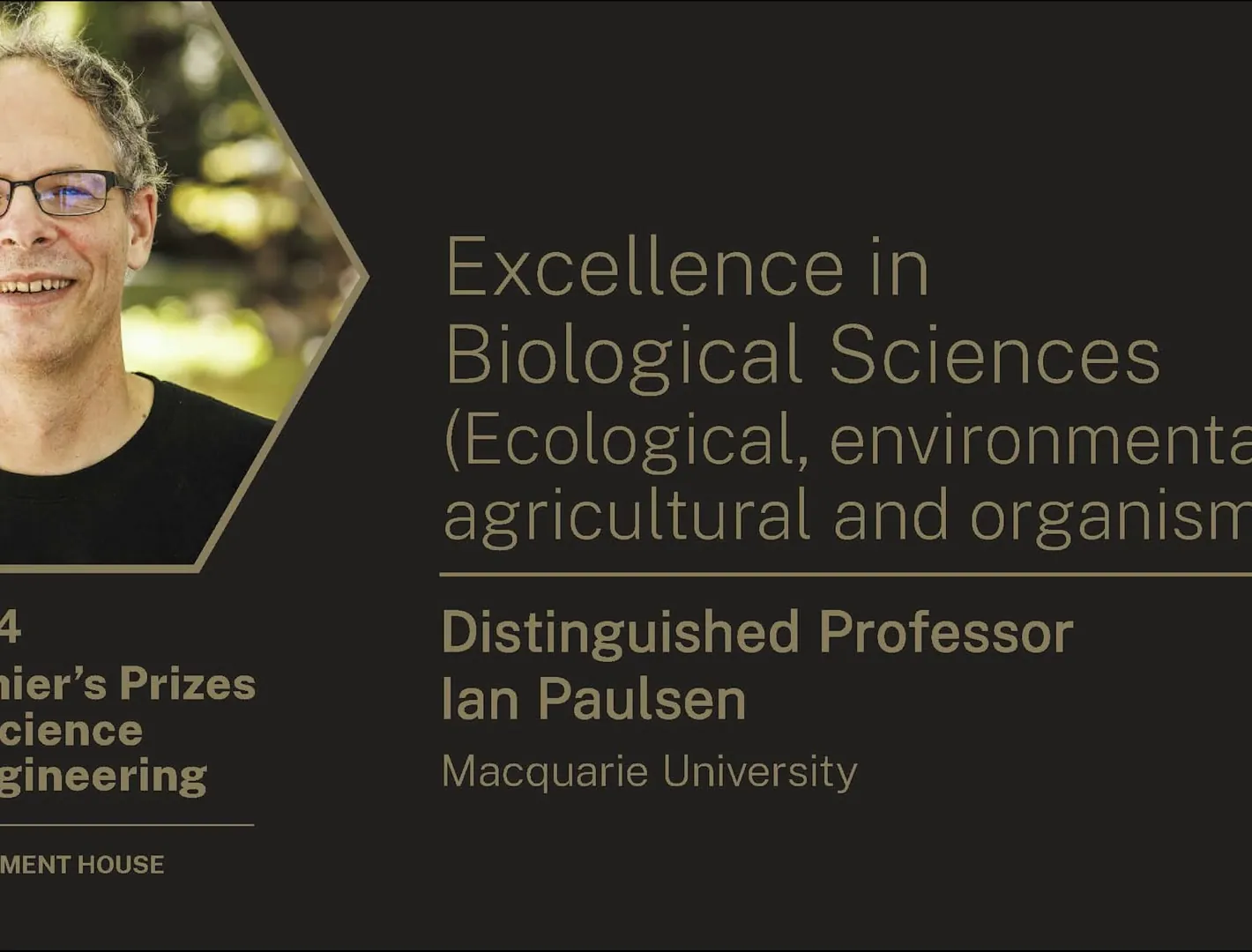 Professor Ian Paulsen with a researcher in the synthetic biology lab, filmed by Zarco Creative